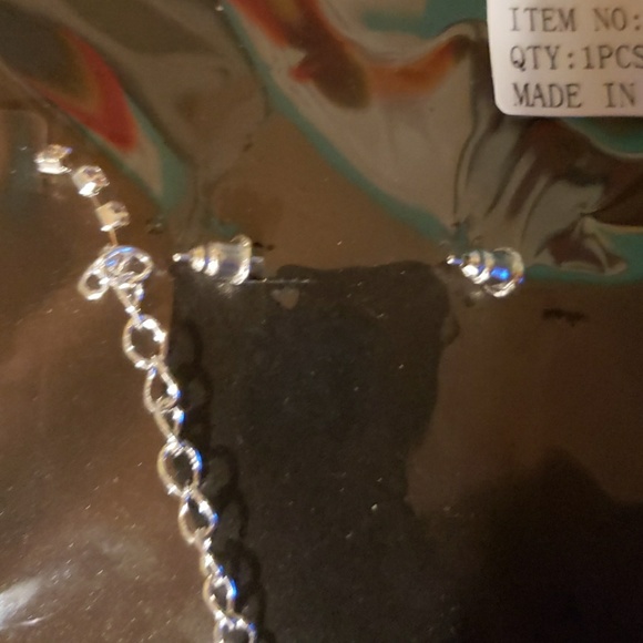 Silverstone Necklace and Earrings Set - Picture 4 of 5